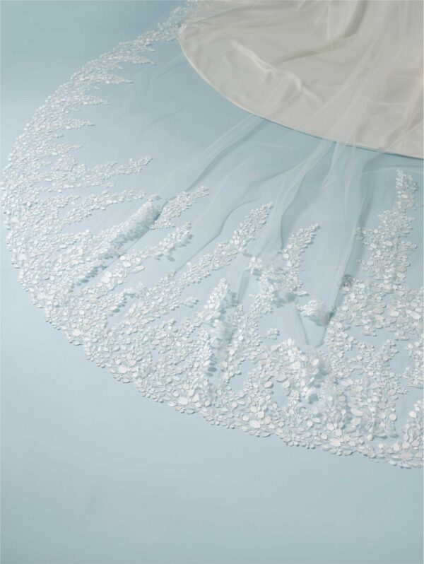 Bridal Veil from Jupon - S480-350/1/MED